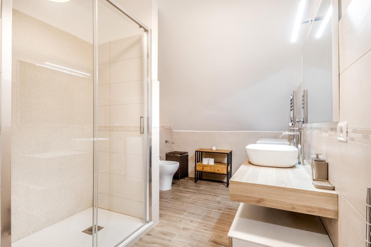 Bbhome Penthouse Bright And Elegant Metro Conca D'Oro Rome Exterior photo